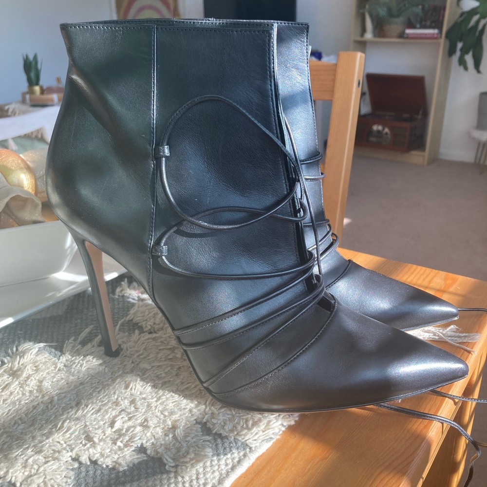 Authentic Gianvito Rossi Lace Up Ankle Boot